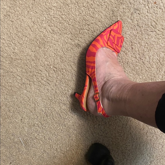 Vibrant Pink and Orange 7.5 Women's Slingback Heels - Picture 7 of 7
